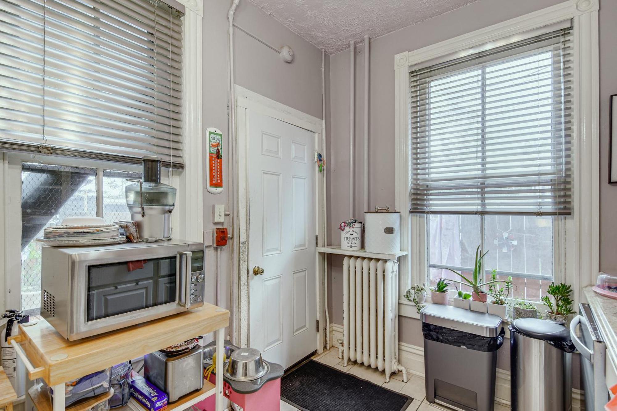 Pet-friendly Near Hamilton District! Apartamento