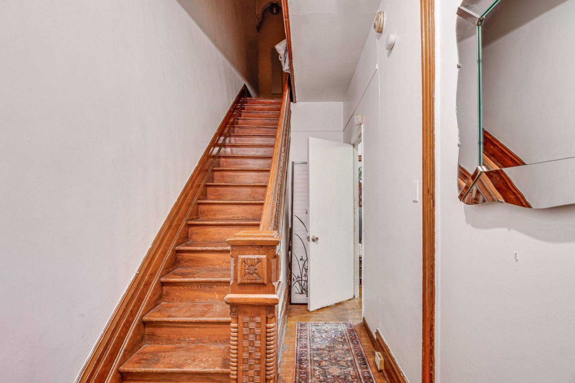 Pet-friendly Near Hamilton District!