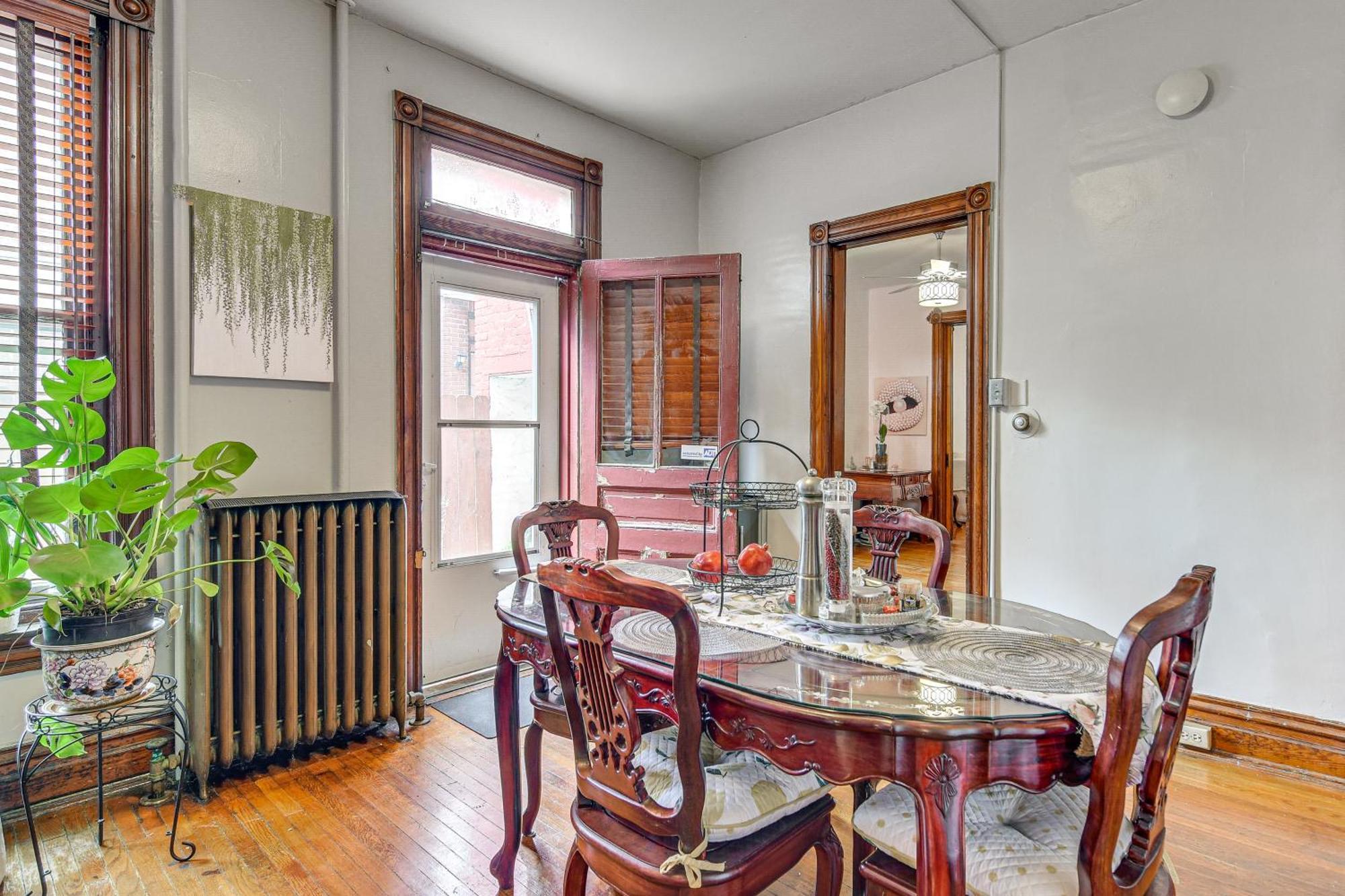 Pet-friendly Near Hamilton District! *
