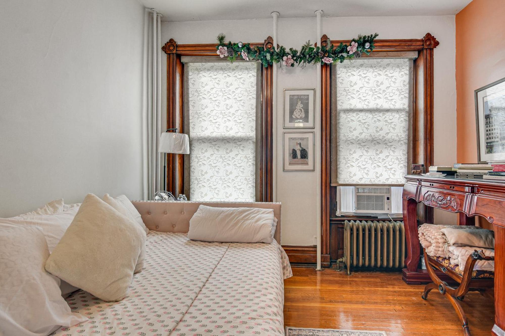 Pet-friendly Near Hamilton District! Apartment *